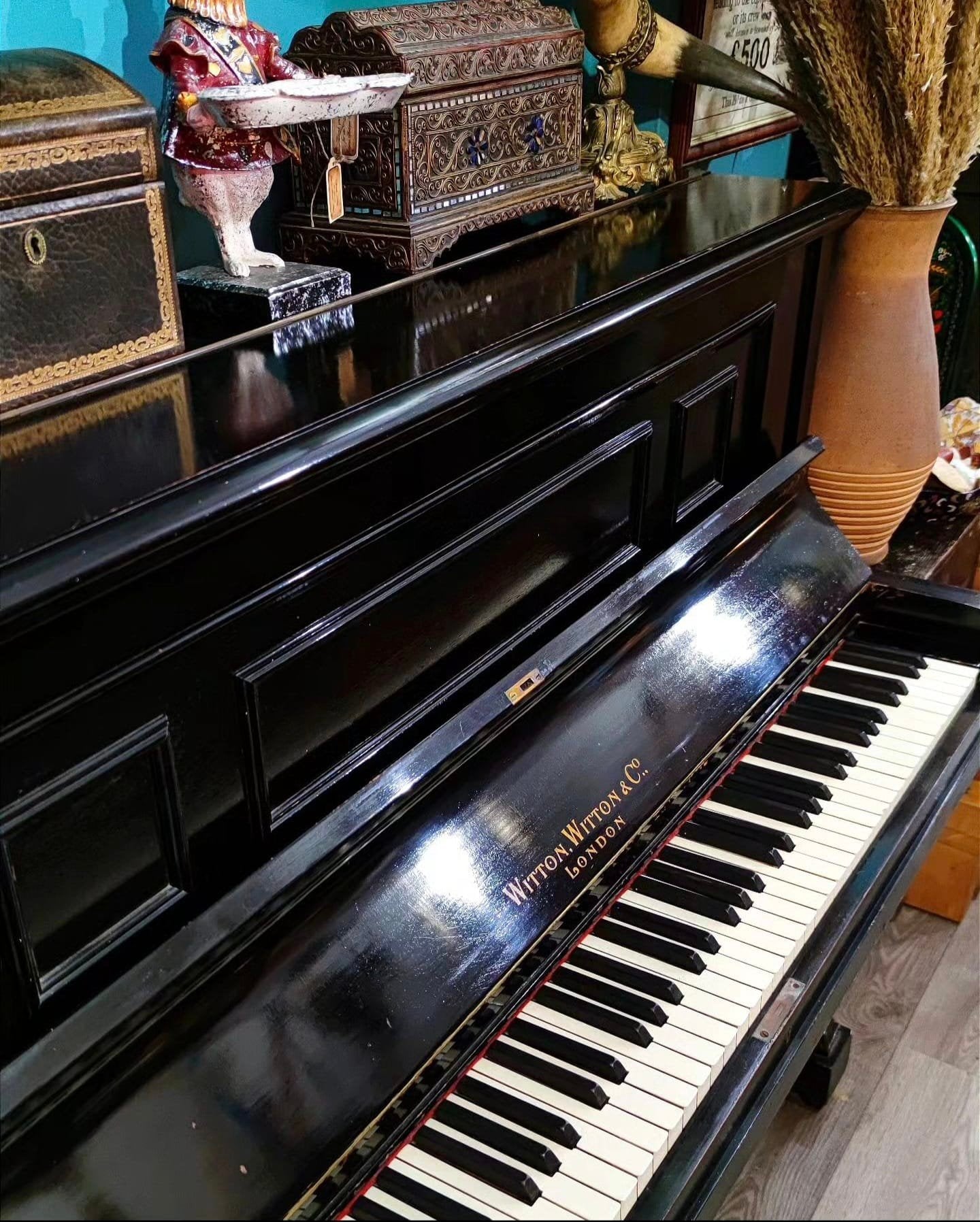 Antique London Witton and Witton piano