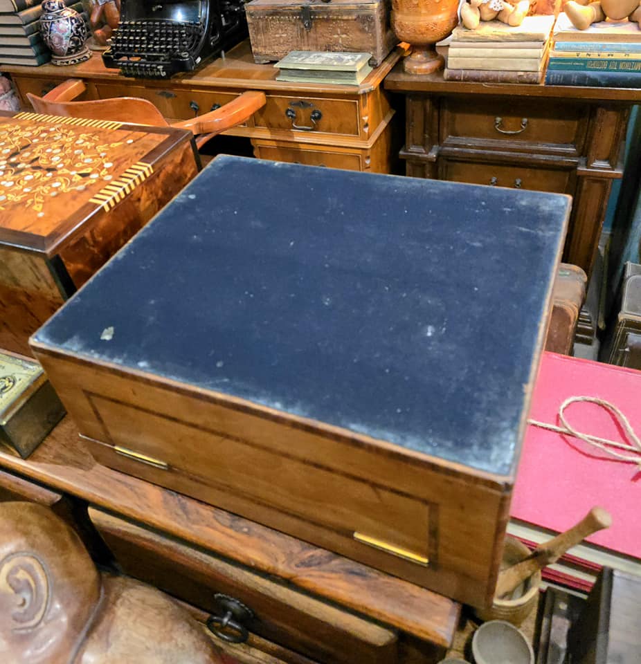 Antique Victorian 1871 Glass Beautiful box With Mirror