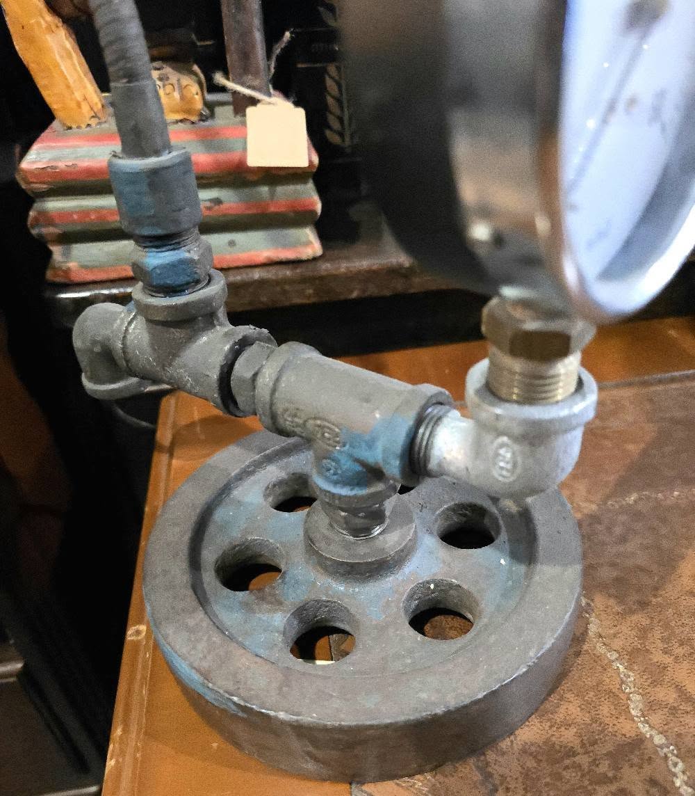 Vintage heavy industrial moving articulated lamp