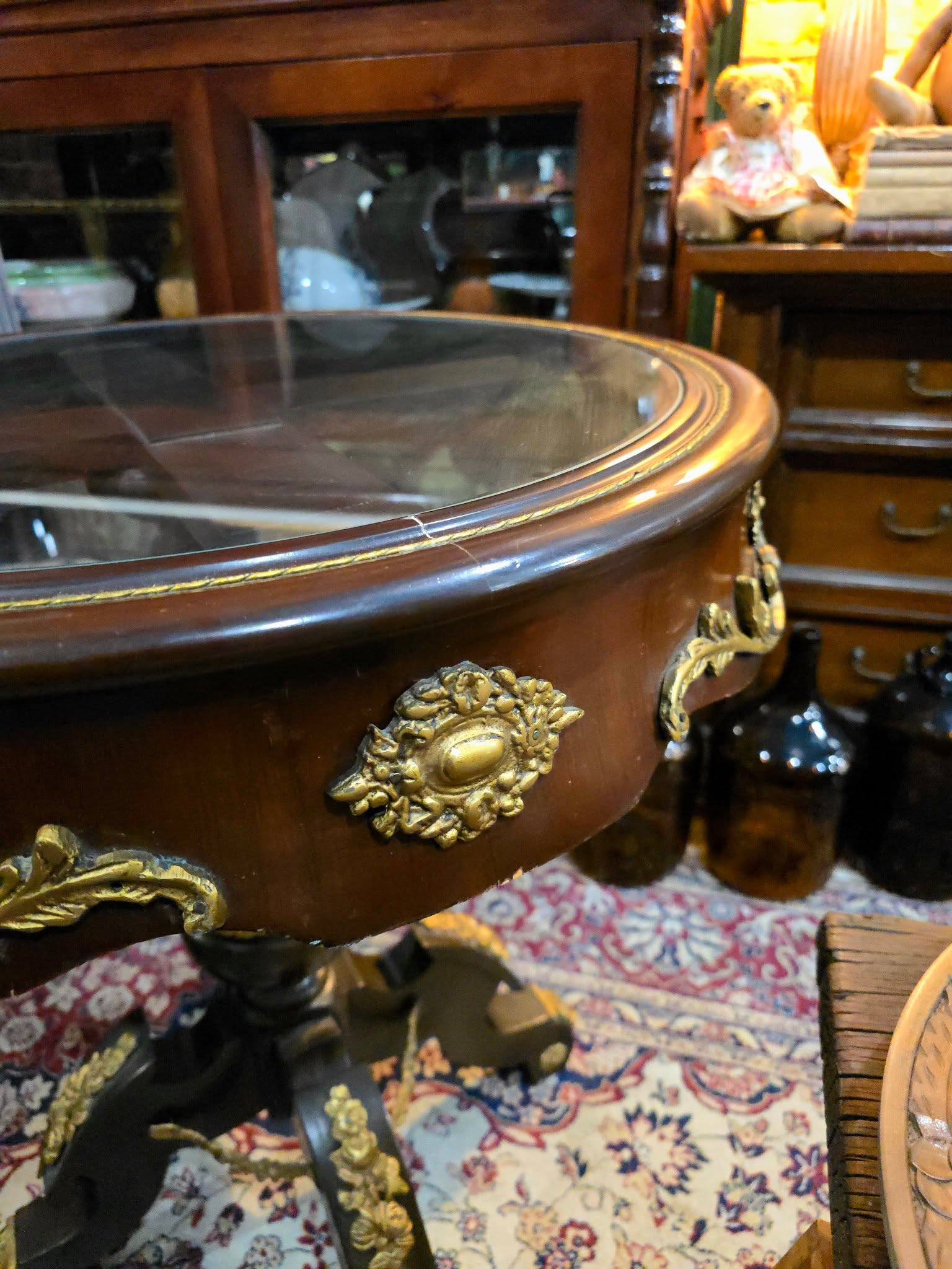Vintage Baroque Style Glass Top Wooden Round Side Table