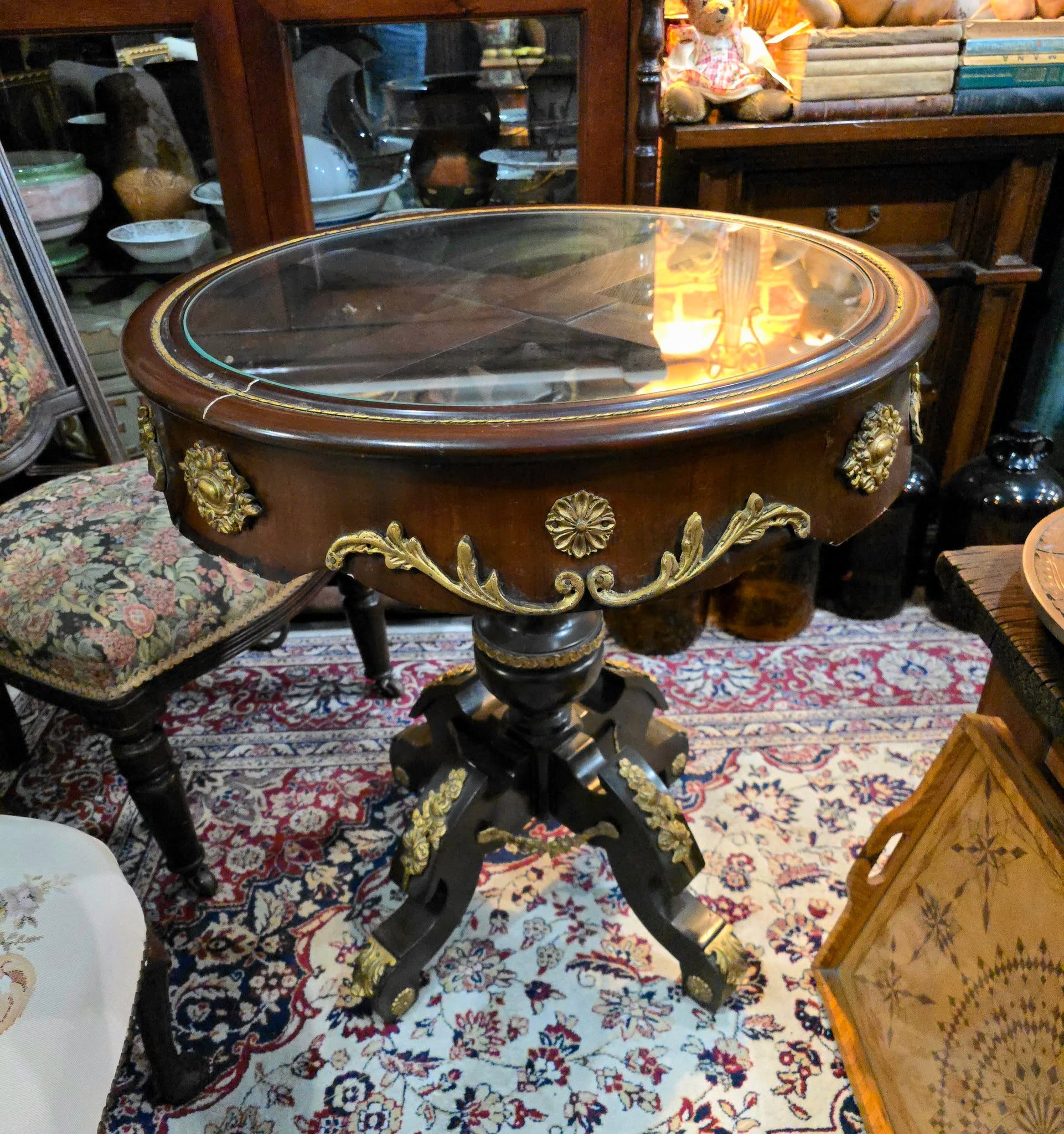 Vintage Baroque Style Glass Top Wooden Round Side Table