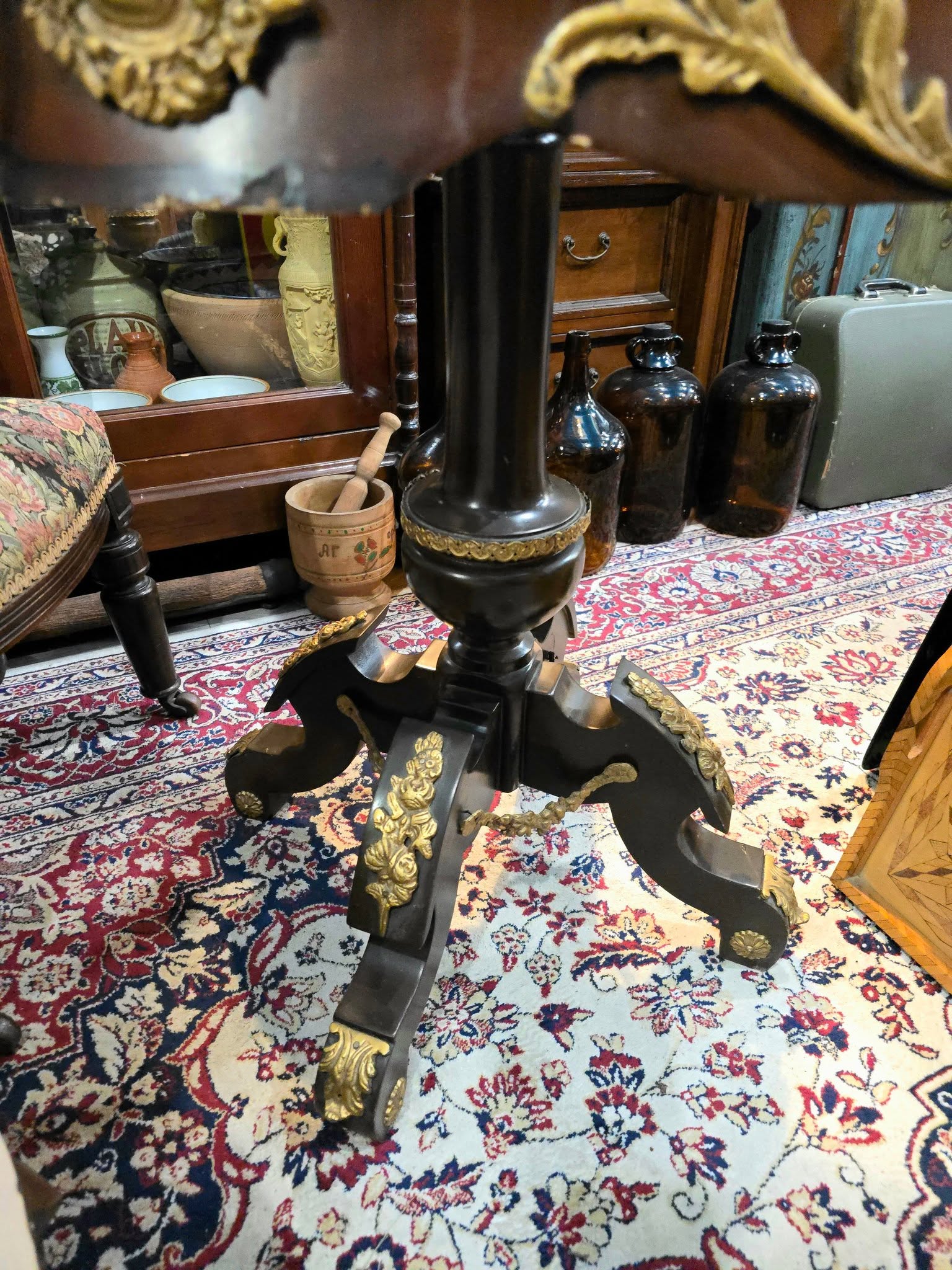 Vintage Baroque Style Glass Top Wooden Round Side Table