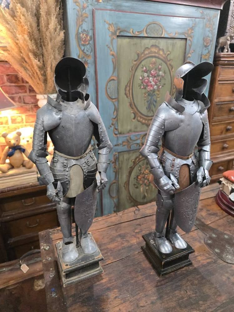 Vintage Medieval Knight Statue Figurines