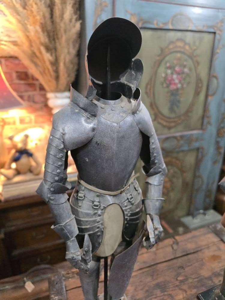 Vintage Medieval Knight Statue Figurines
