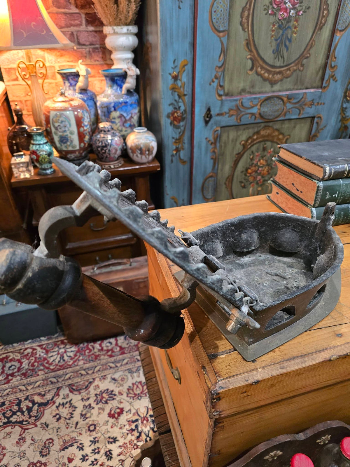 Antique 1900's Victorian large coal iron