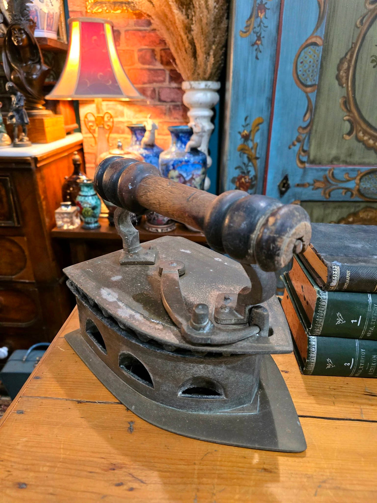 Antique 1900's Victorian large coal iron