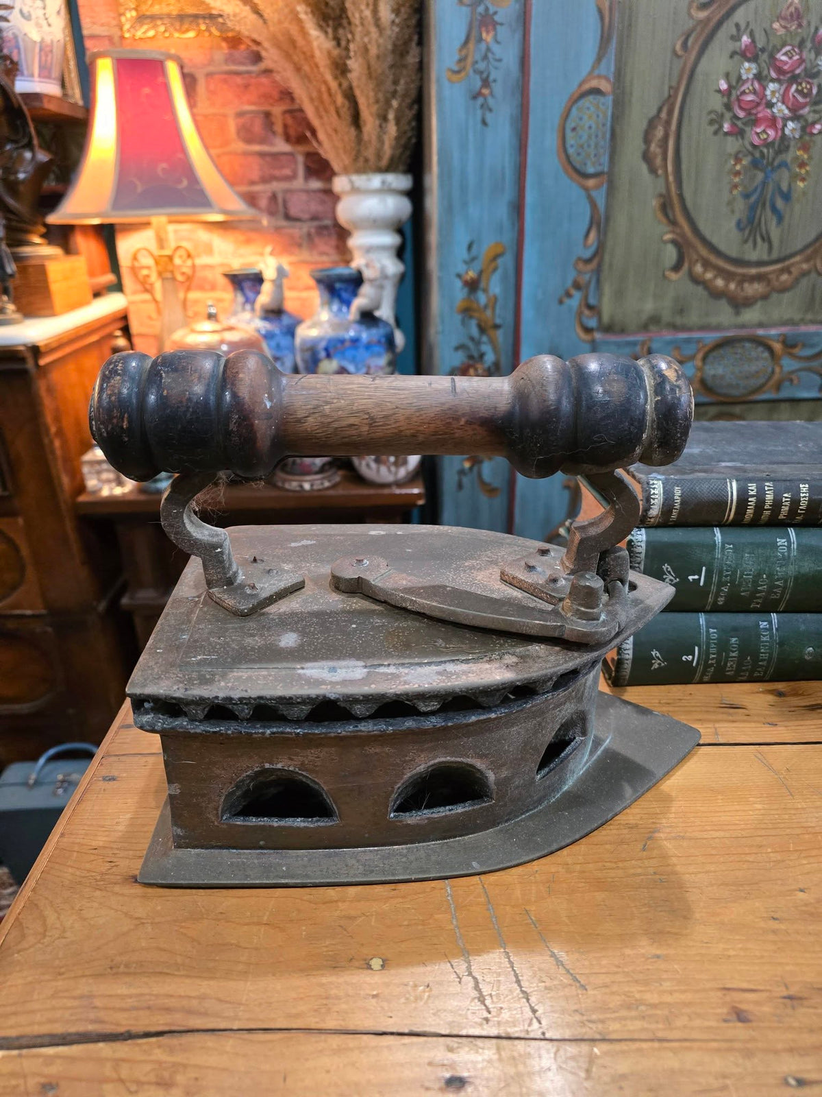 Antique 1900's Victorian large coal iron