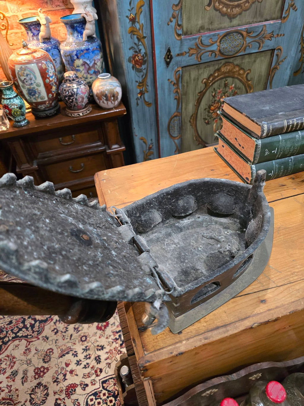 Antique 1900's Victorian large coal iron