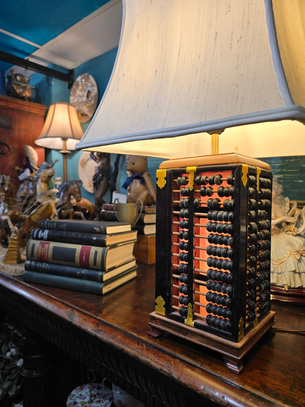 Vintage Chinese abacus table lamp