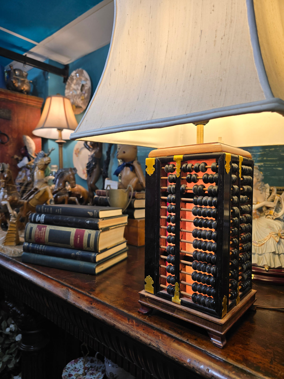 Vintage Chinese abacus table lamp