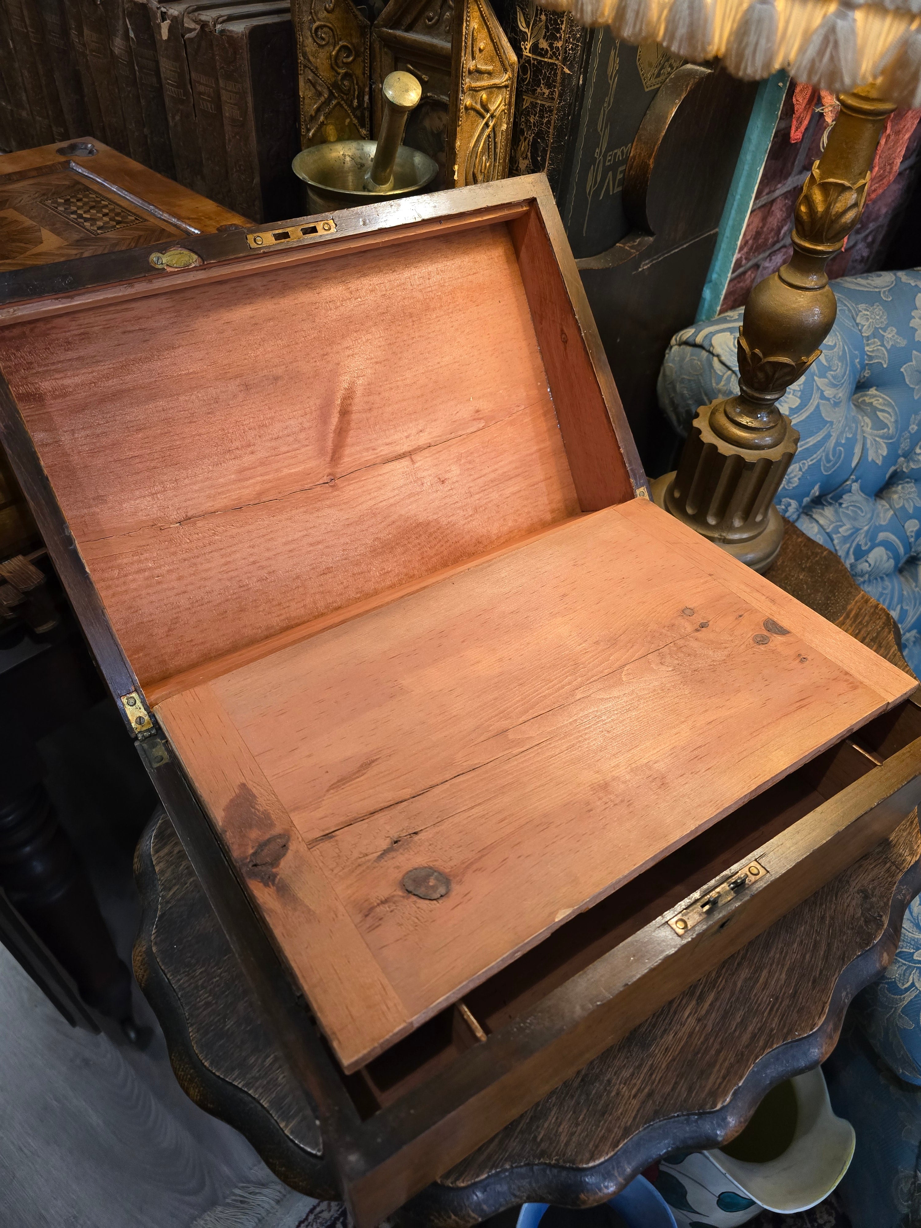 Antique 19th Century Victorian antique writing box in walnut