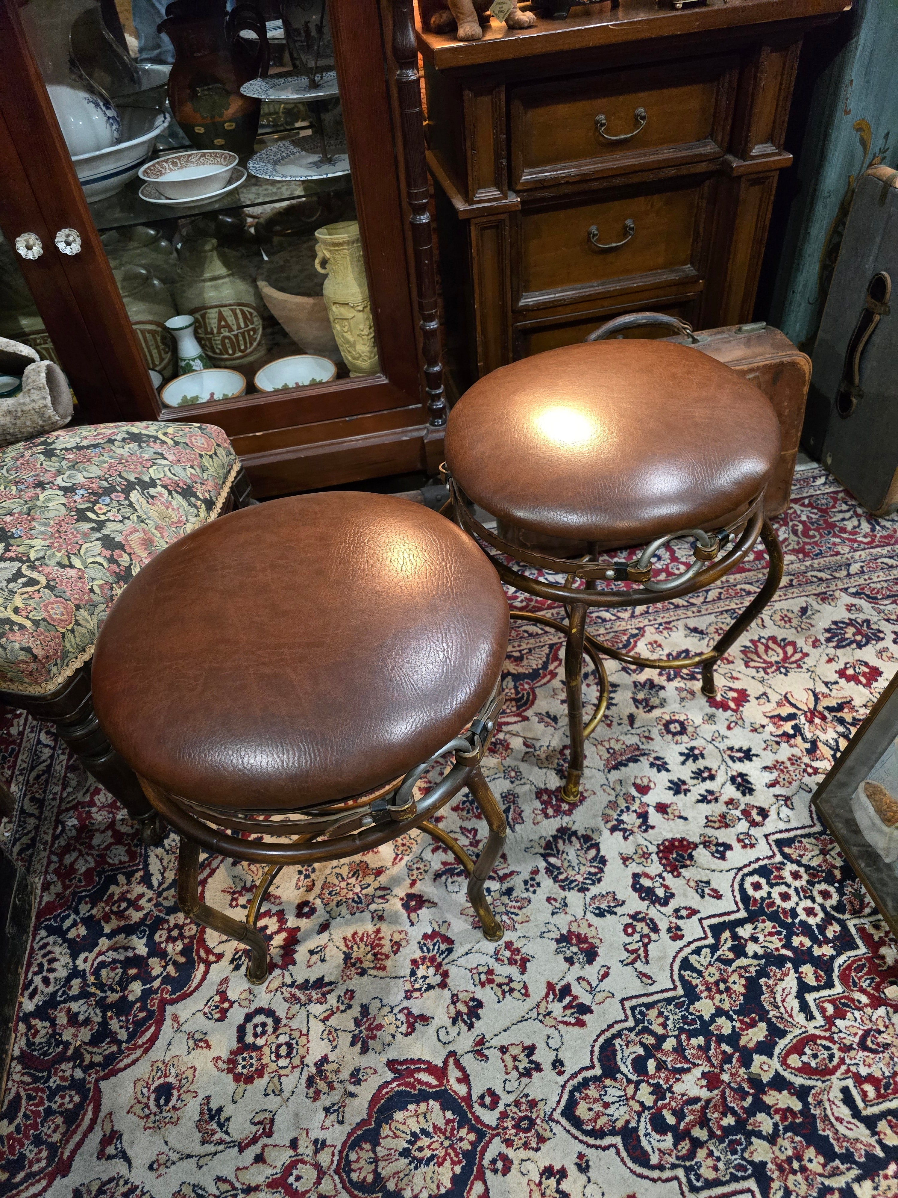 Vintage Hillsdale backless Swivel Stools - Pair