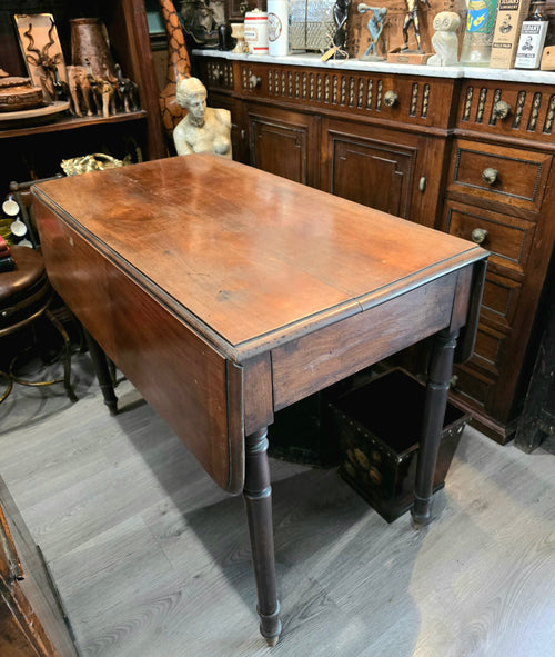 Antique 19th century mahogany drop leaf / side table