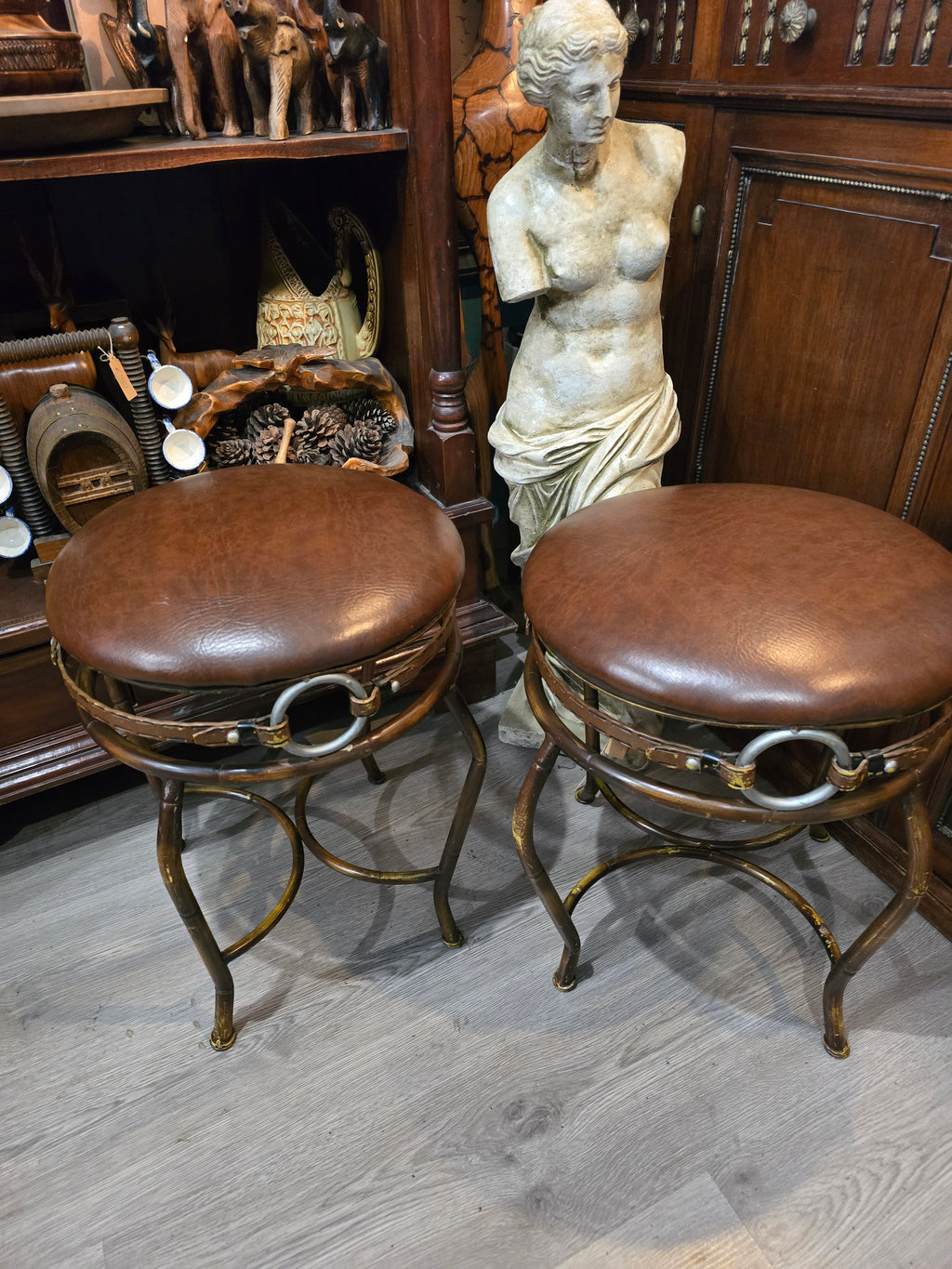 Vintage Hillsdale backless Swivel Stools - Pair