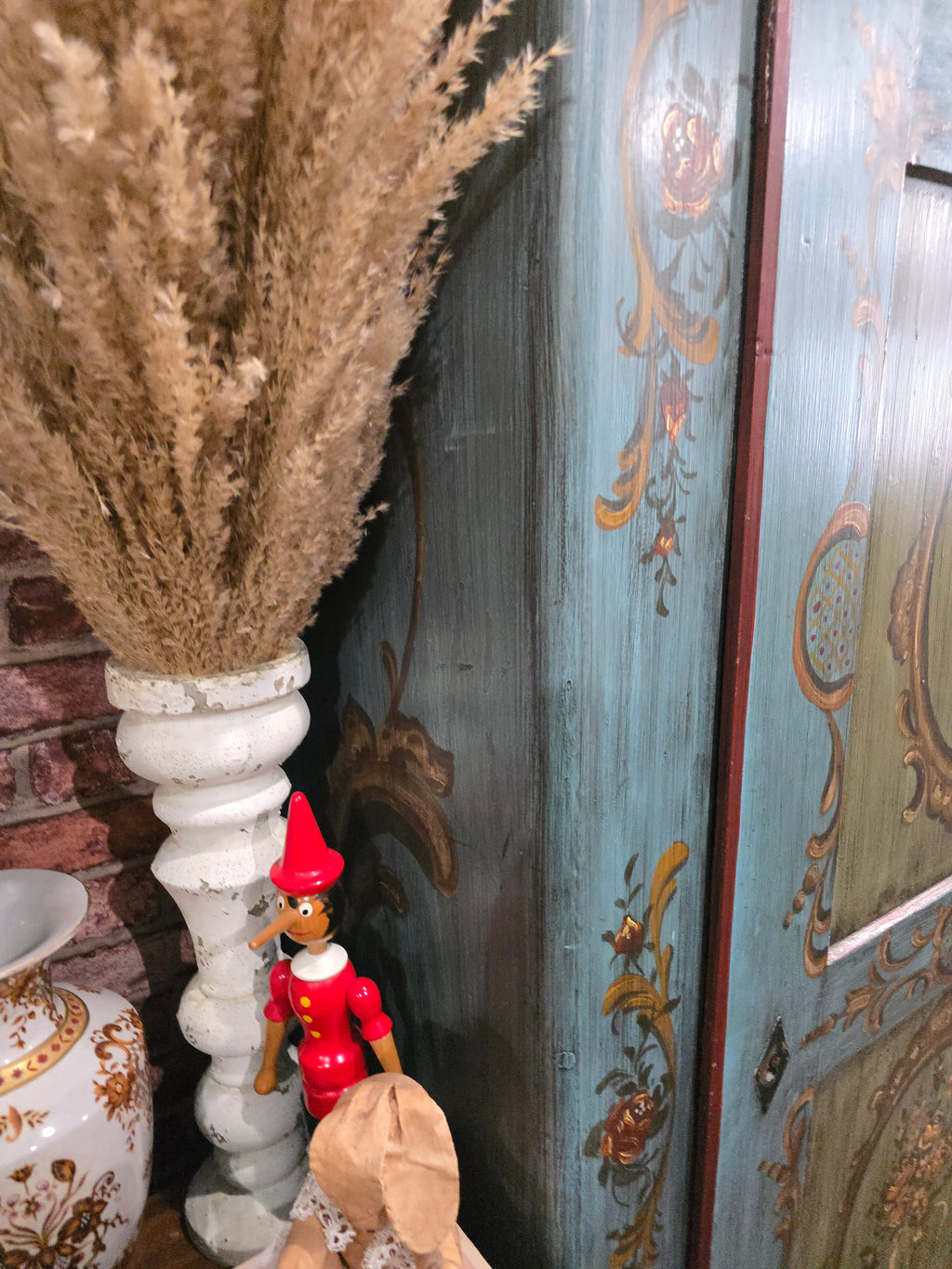 Antique beautiful Italian handpainted wardrobe