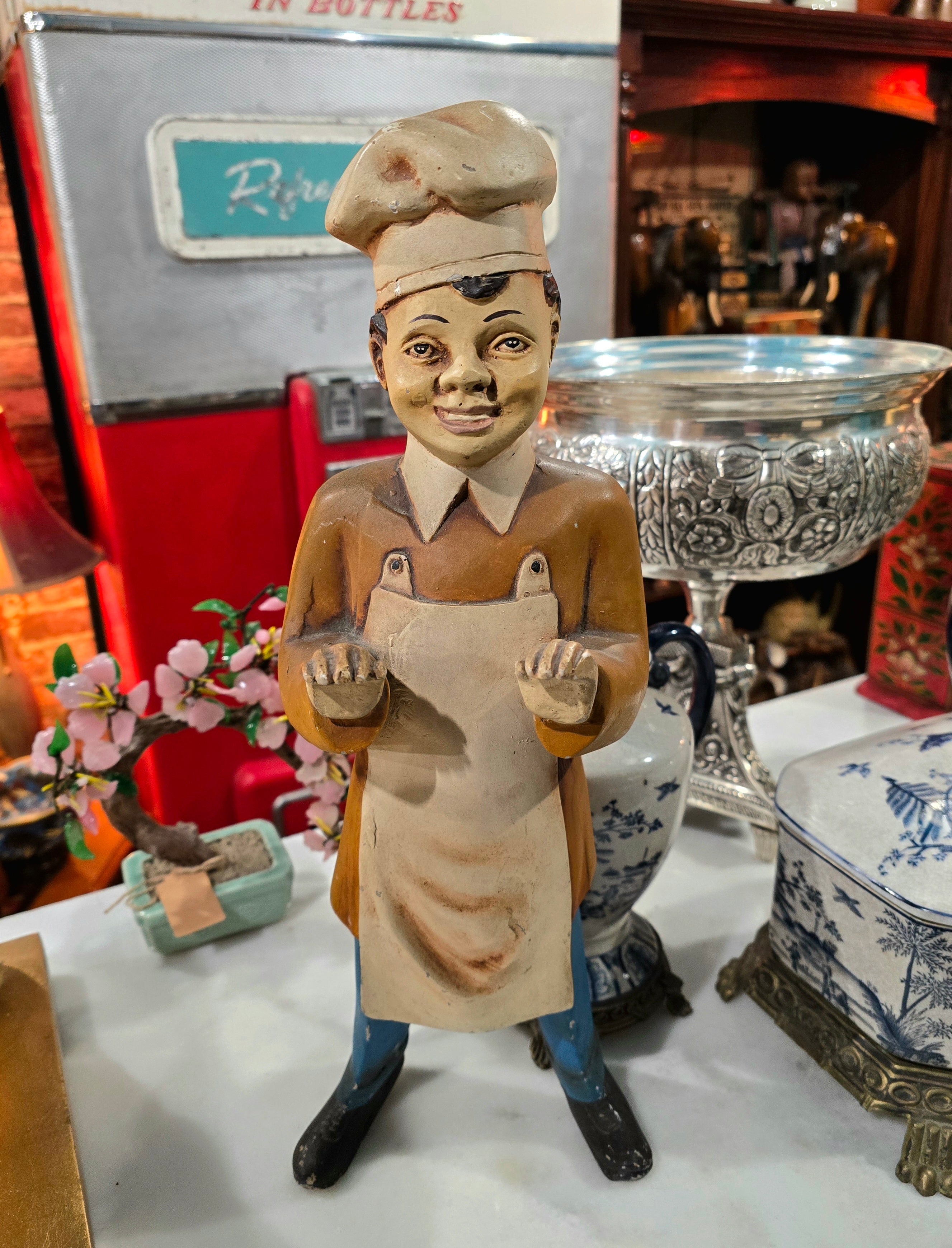 Vintage 1960's baker figurine chef/baker