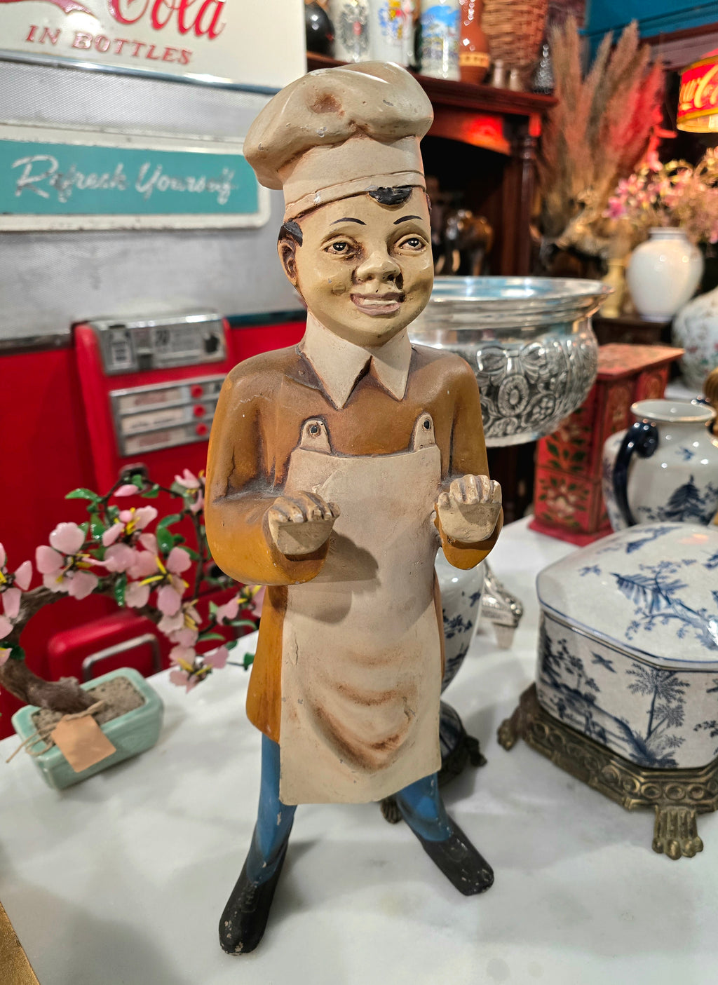 Vintage 1960's baker figurine chef/baker