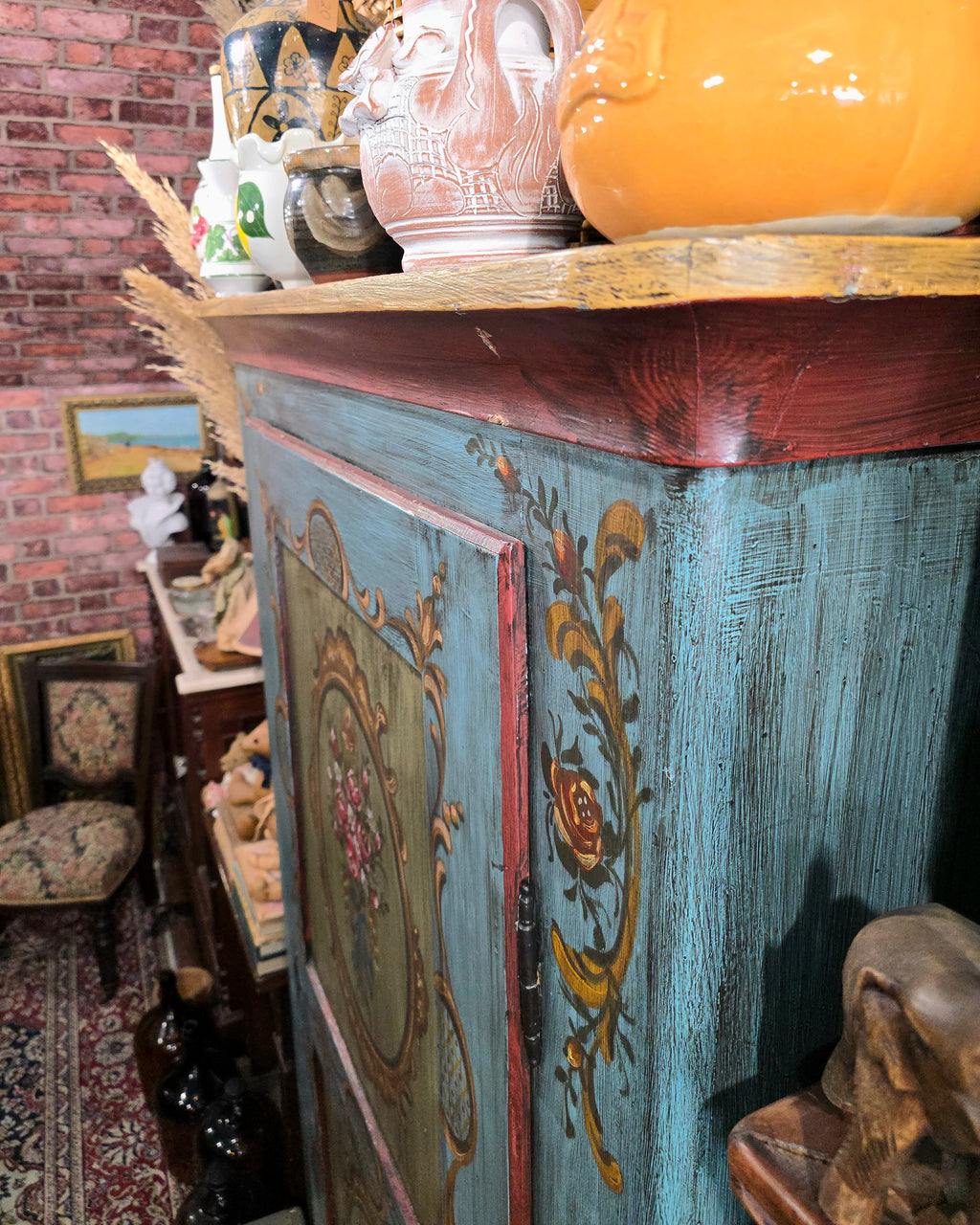 Antique beautiful Italian handpainted wardrobe