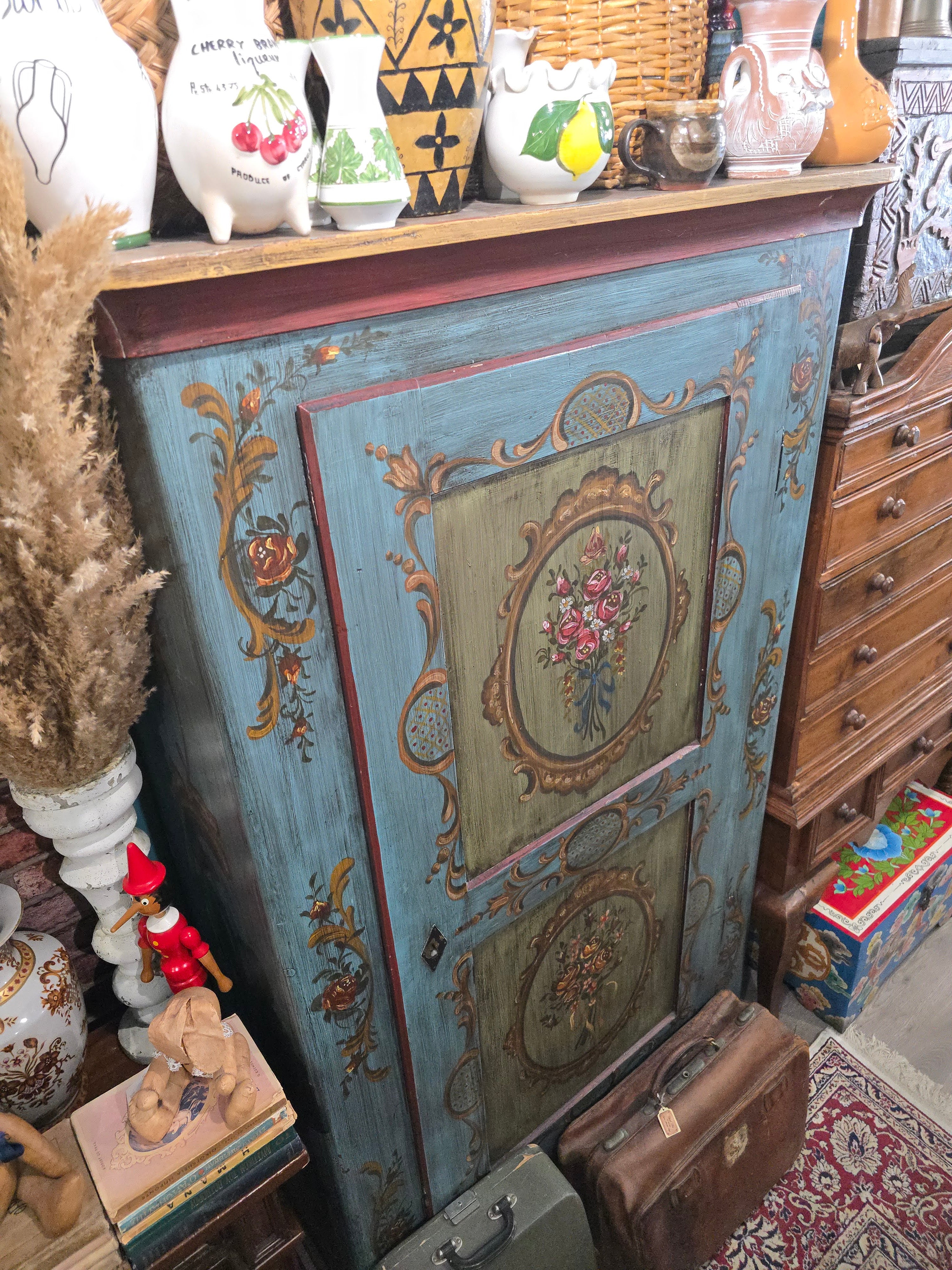 Antique beautiful Italian handpainted wardrobe