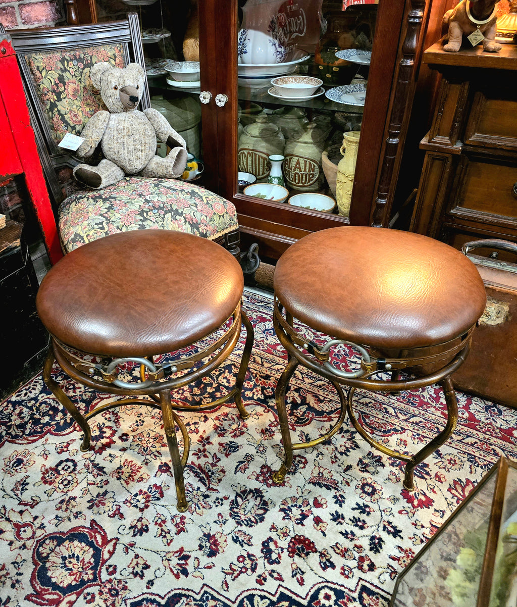 Vintage Hillsdale backless Swivel Stools - Pair