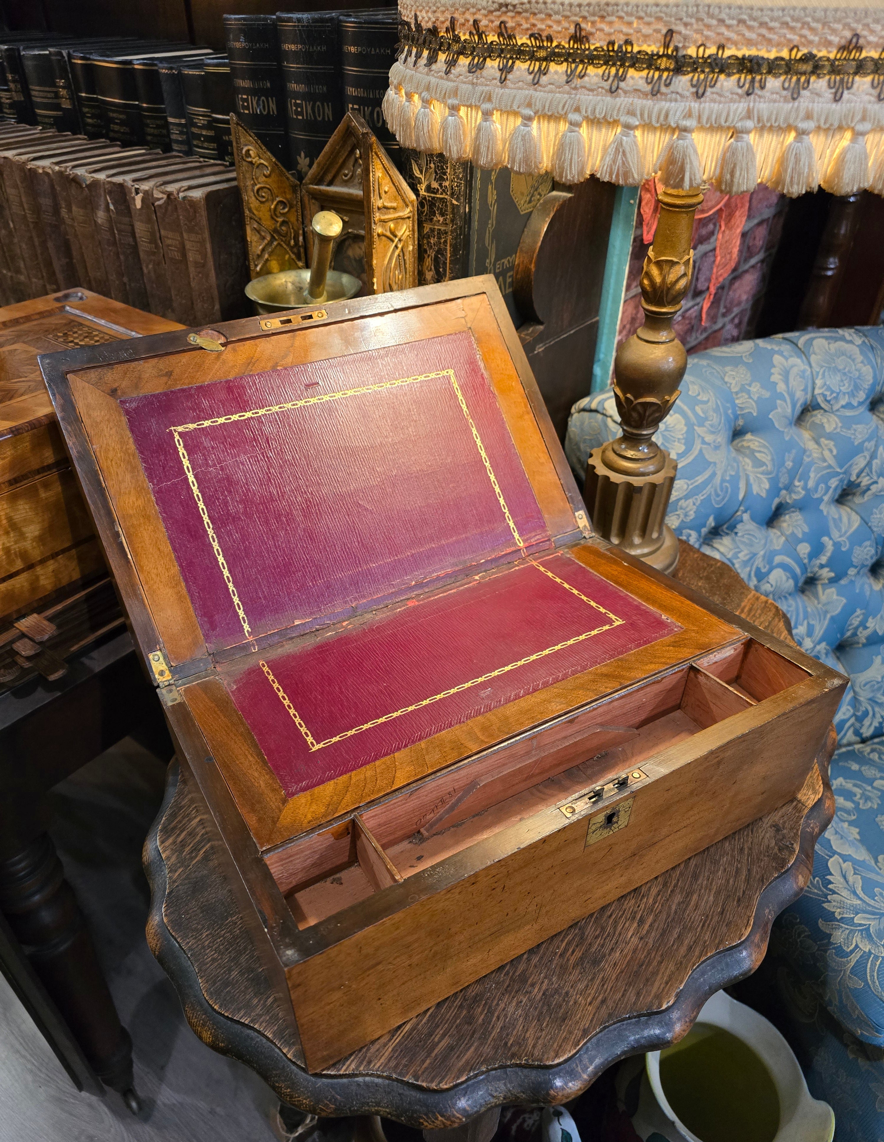 Antique 19th Century Victorian antique writing box in walnut
