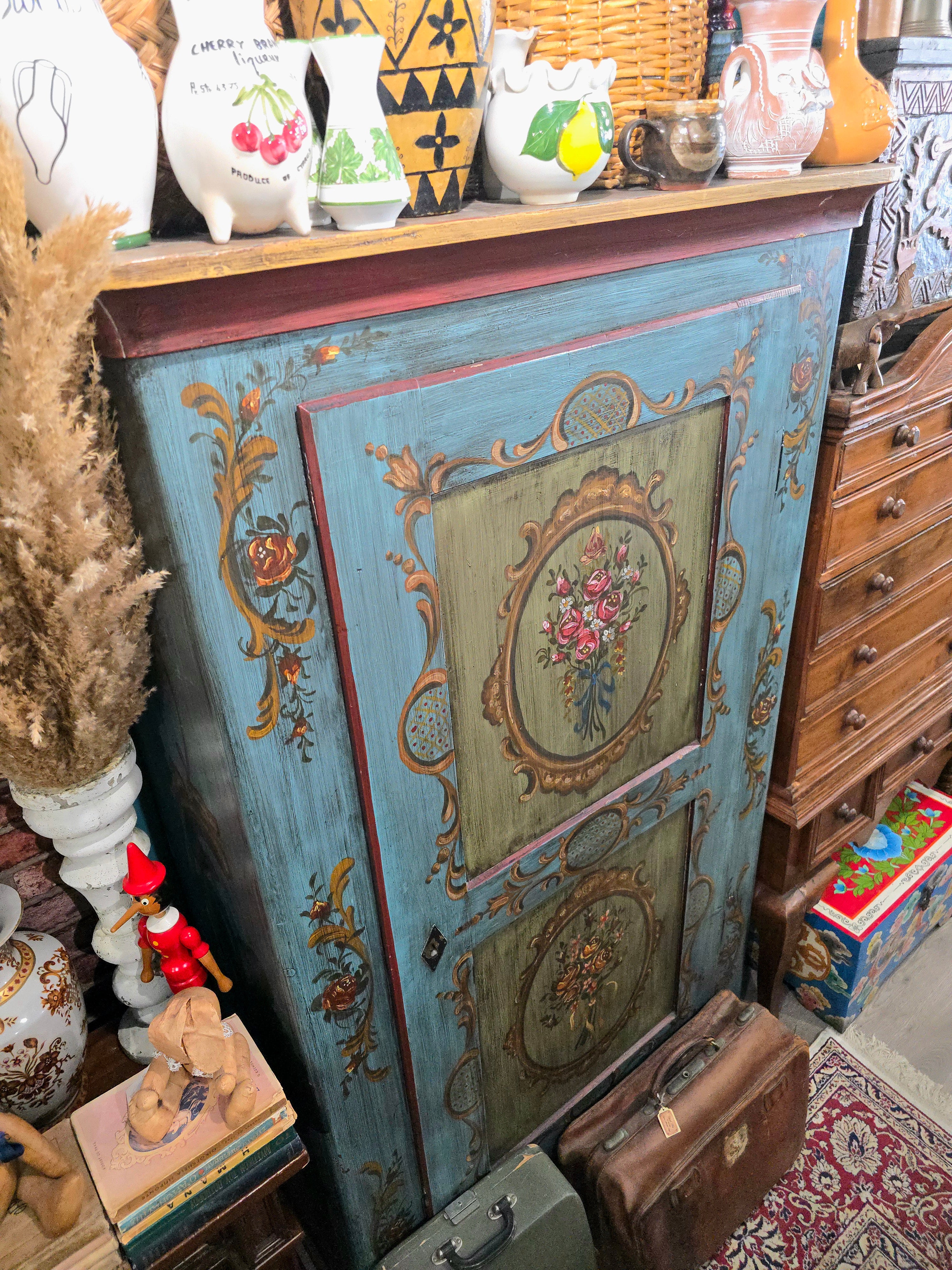 Antique beautiful Italian handpainted wardrobe