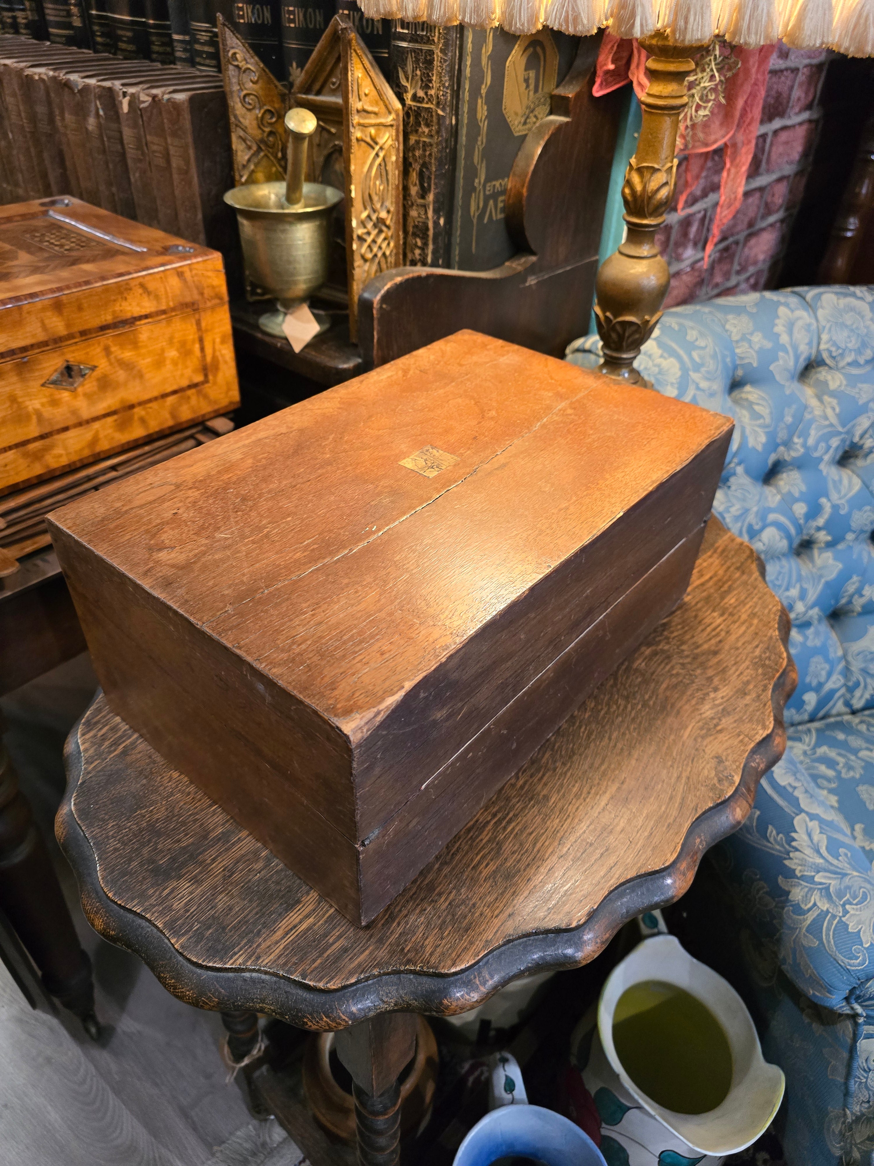 Antique 19th Century Victorian antique writing box in walnut